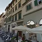 Love weekend near Piazza Ognissanti