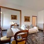 Historical Apartment Spectacular Arno View With Balcony From 12 Th Century.