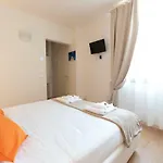 Florest Guest House