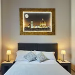 Leone X Guest House
