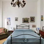 Cozyandconfortable