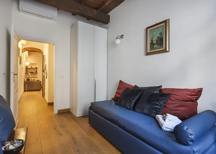 Oltrarno Modern Apartment In Florence