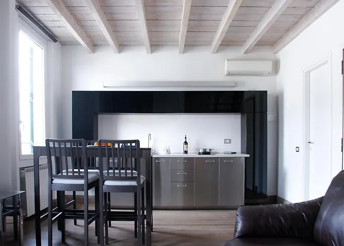 Bronzino Loft