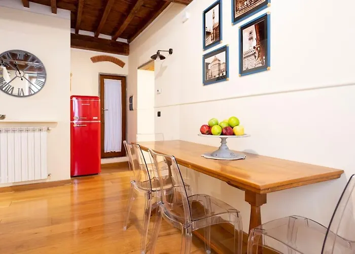Diladdarno-Florence Style Apt