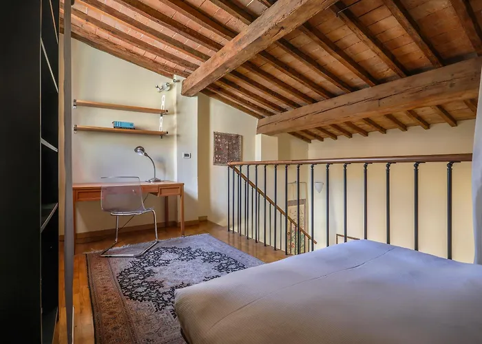 Charming Apartment In Oltrarno