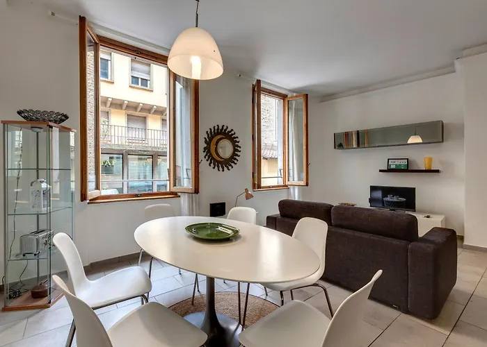 Mamo Florence - Santo Stefano Apartment