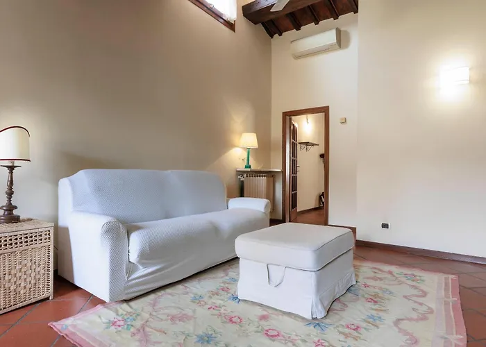 San Frediano Comfortable Home