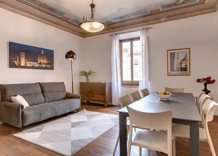 Pisana Apartment By Mamo Florence
