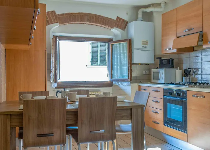 Boboli 4 Bedroom Apartment
