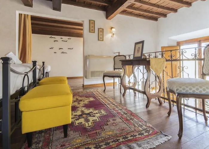 Hemeras Boutique House Servi