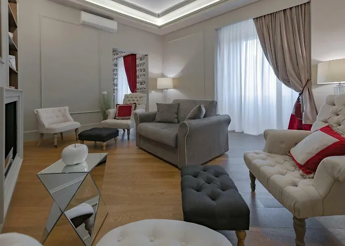 Apartments Florence - Teatro Luxury