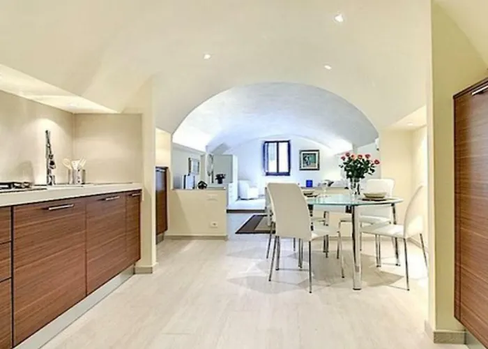Romantic Loft In Santa Croce