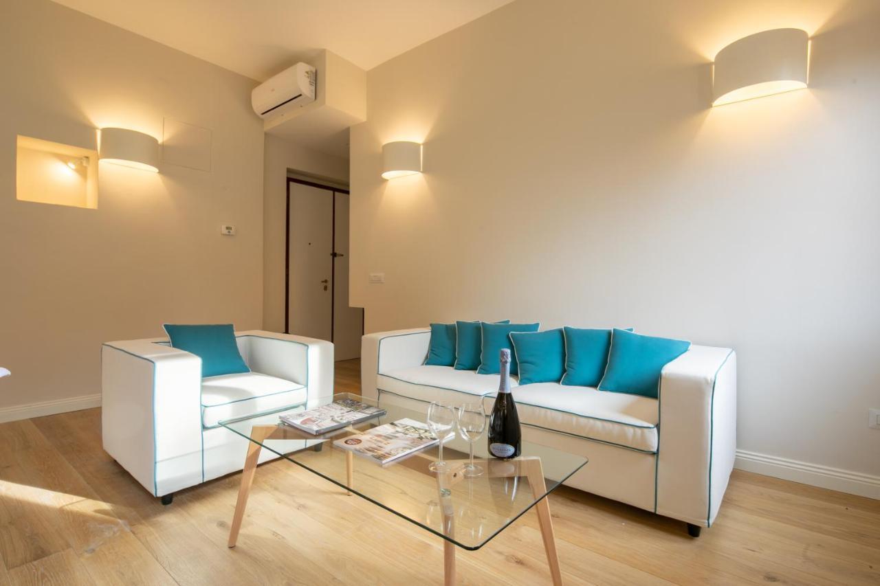 Ponte Vecchio White By Mmega Apartment Florence