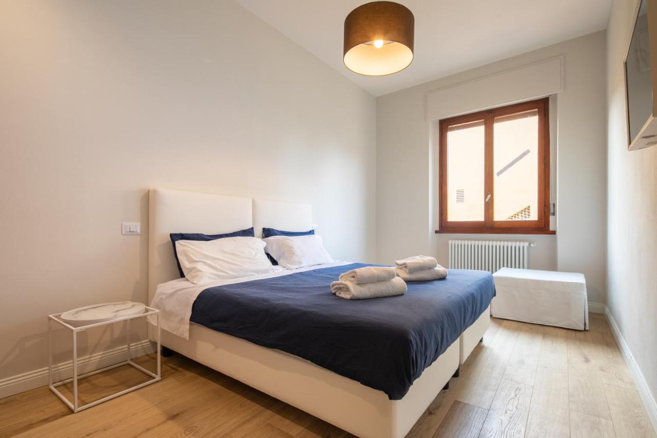 Ponte Vecchio White By Mmega Apartment