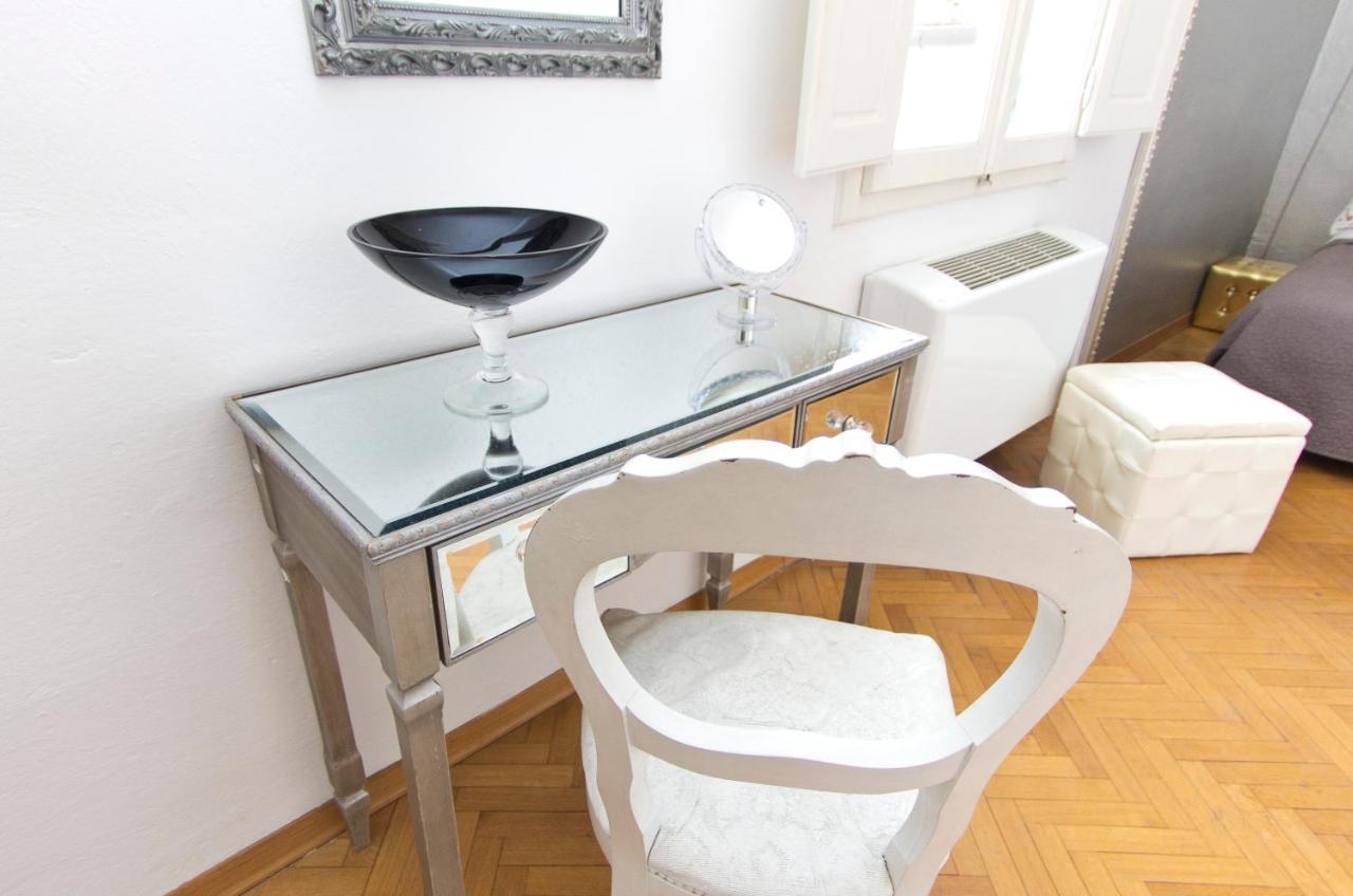 Traviata Storico - Palazzo Tolomei Apartment Florence