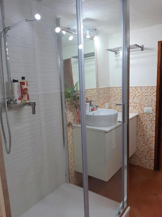 Movie Star With Garden Apartment *