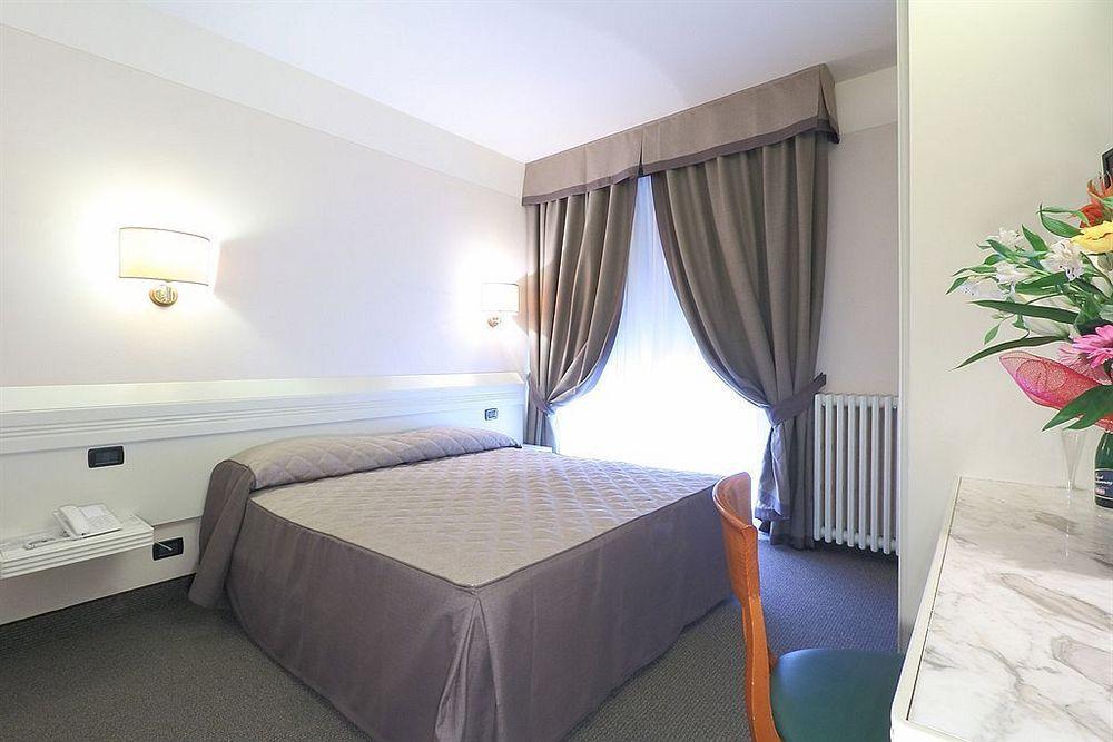 Guest house Monna Clara 2*