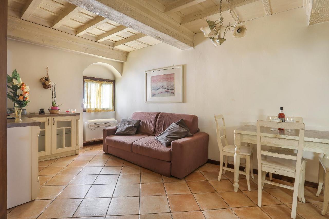 San Lorenzo Apartment-hosted By Sweetstay Apartment