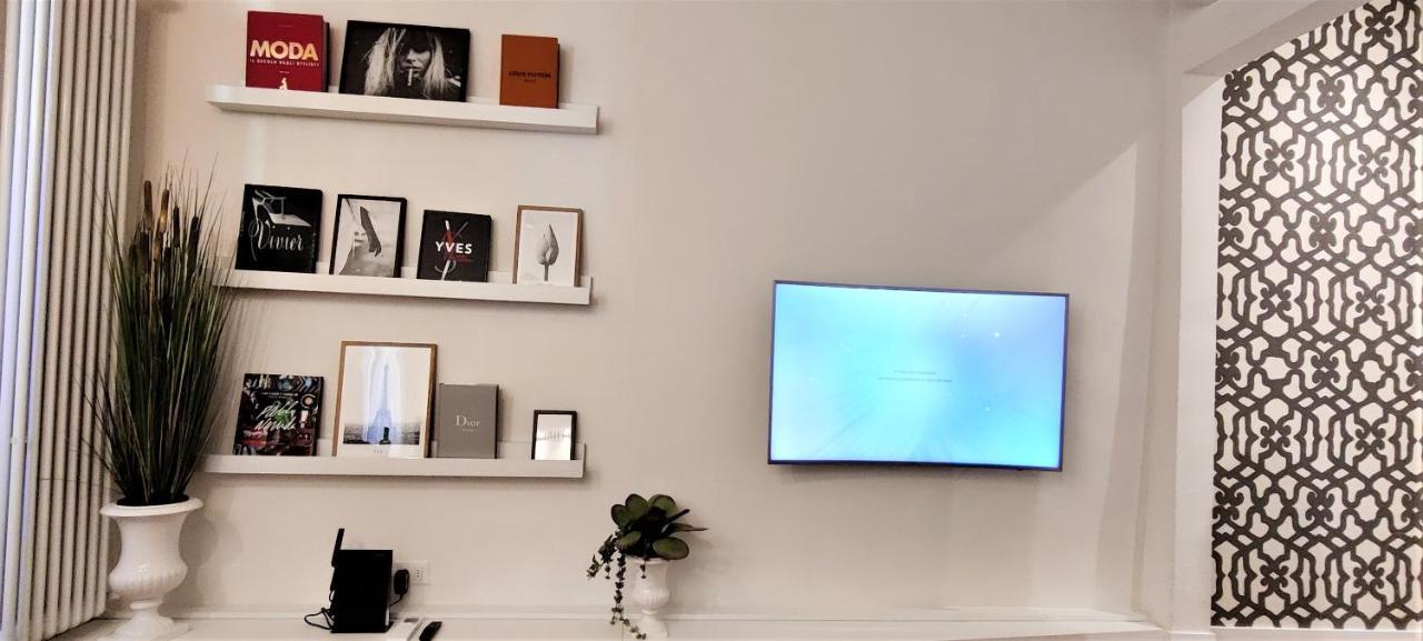 Novella Style 1 Apartment *