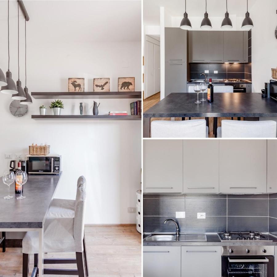 Open The Classic Wooden Shutters At A Cozy Nest Appartamento