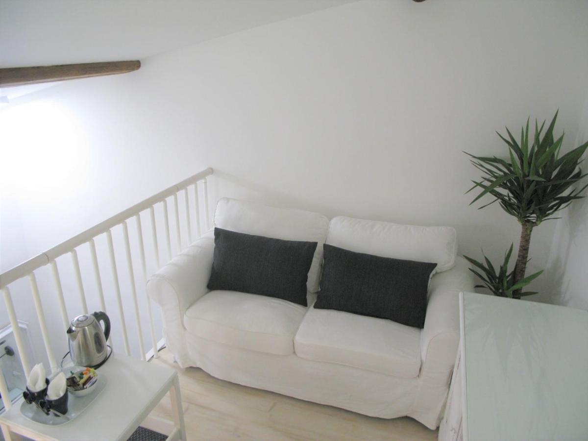 Bed & Breakfast In San Frediano *