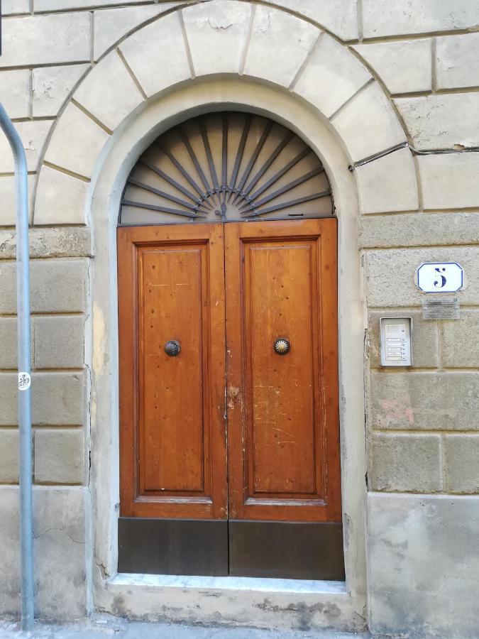 In San Frediano * Florence