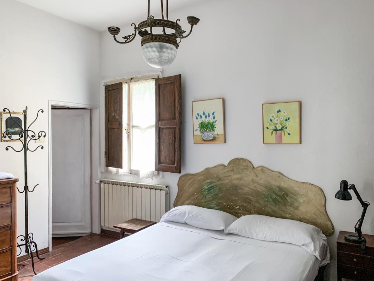 Quiet House In The Historic Heart Of - Ruote Apartment *