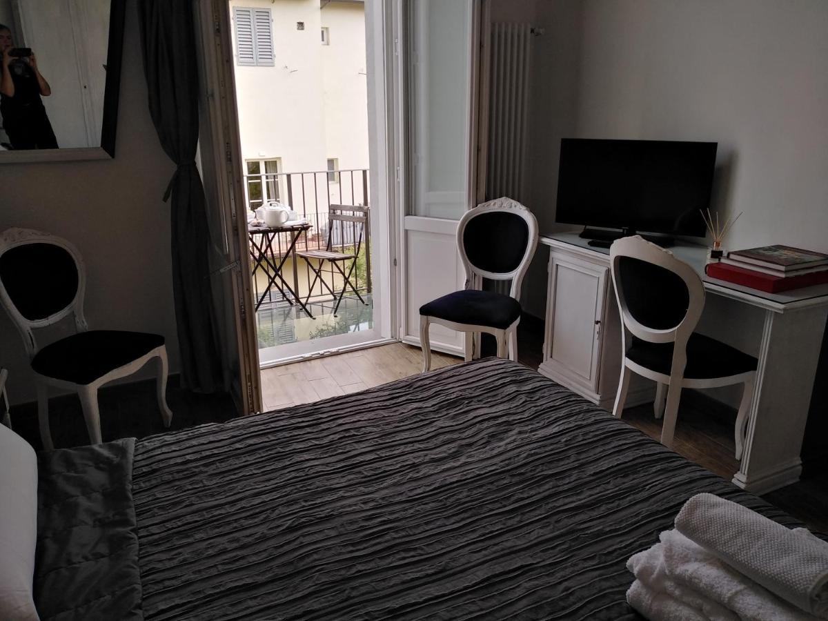Bed & Breakfast In San Frediano Florence
