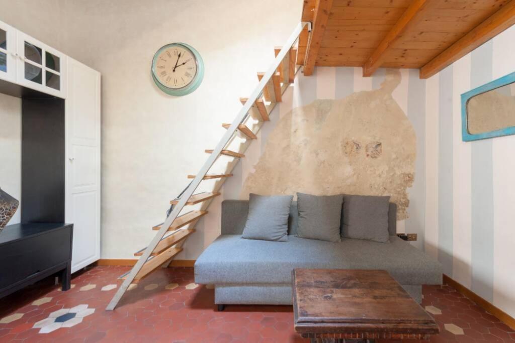 Medieval Tower House Near Ponte Vecchio - Firenze