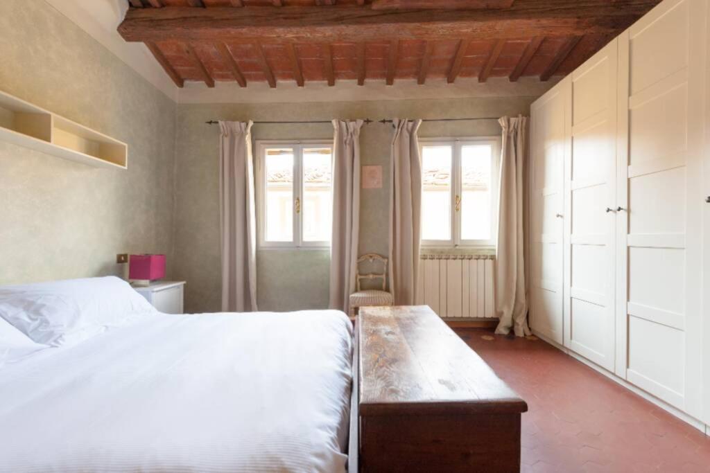 Medieval Tower House Near Ponte Vecchio - Appartamento *