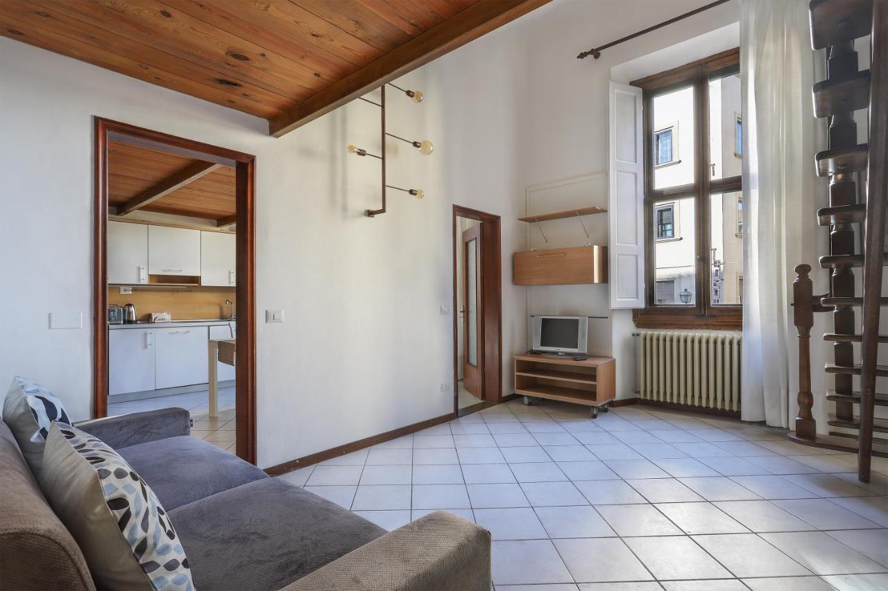 Apartment Santa Maria Novella Bright And Modern - Hosted By Sweetstay