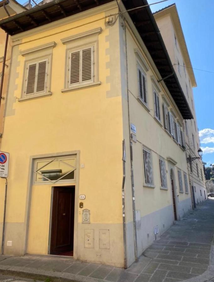 Appartamento Cozy Classic Italian House Near Santa Croce, On The Lungarno