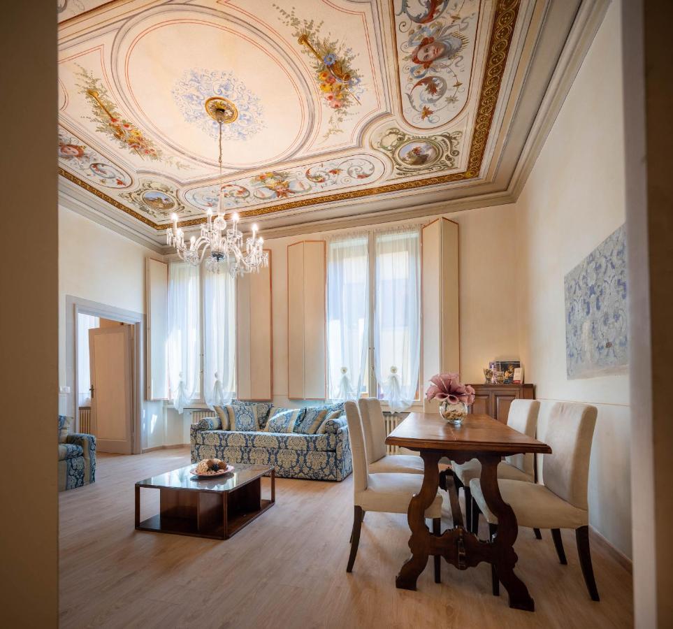 Guest house Novella House