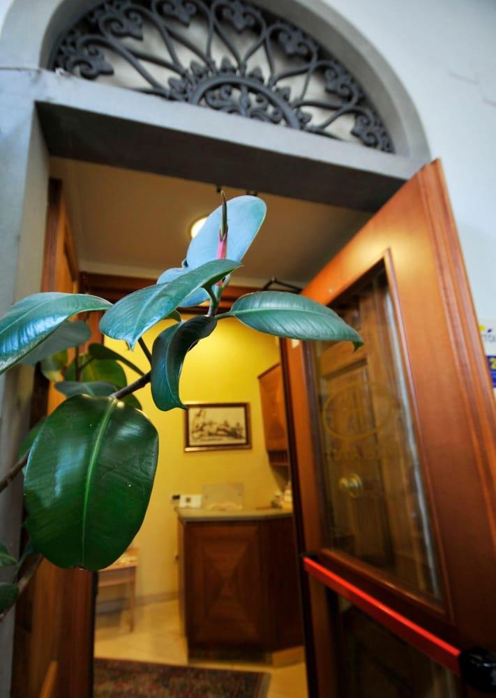 Anna's Hotel Florence