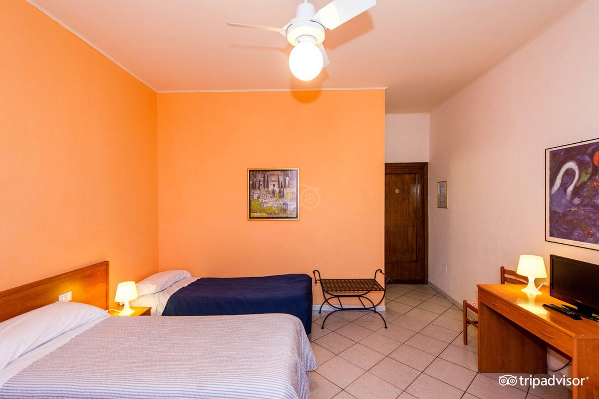 Hotel Leopolda 3*