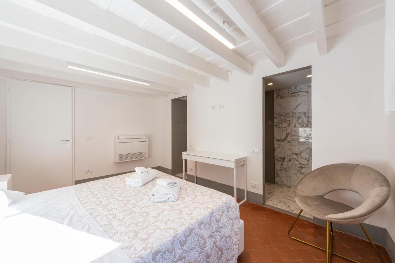 Santo Spirito View By Mmega Apartment Florence