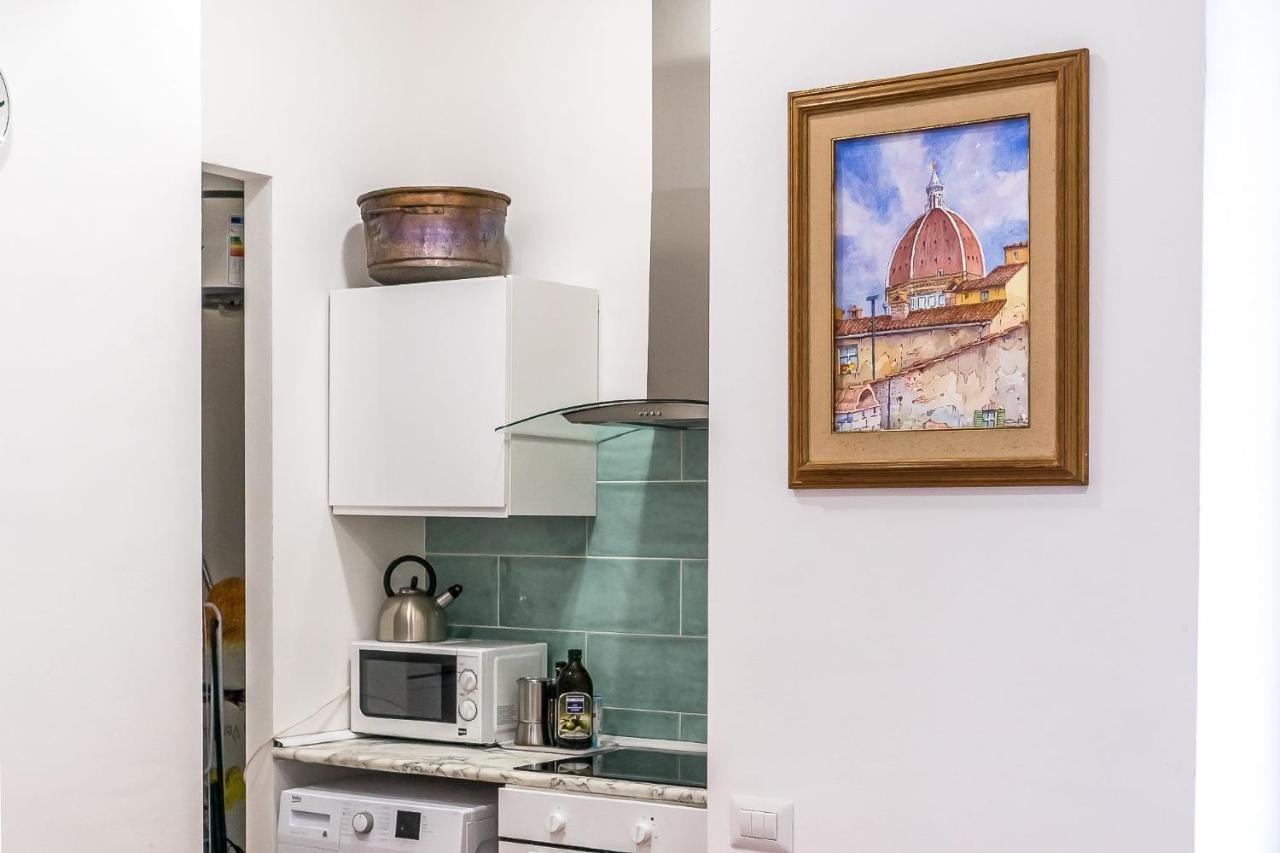 In An Close To The Train Station * Firenze
