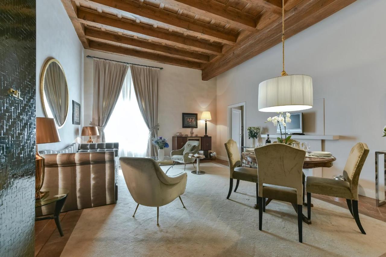Boccaccio Elegant In Oltrarno Firenze