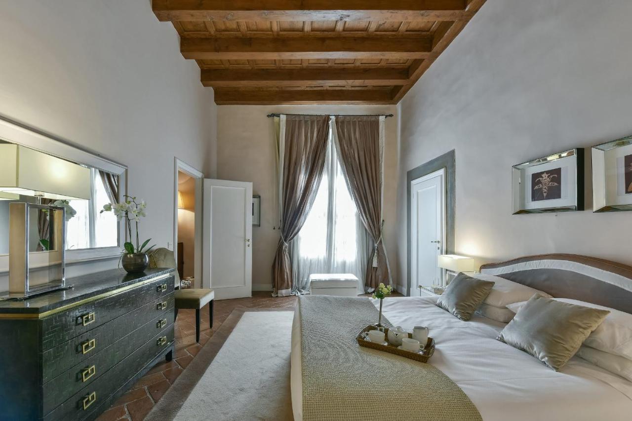 Boccaccio Elegant In Oltrarno Firenze