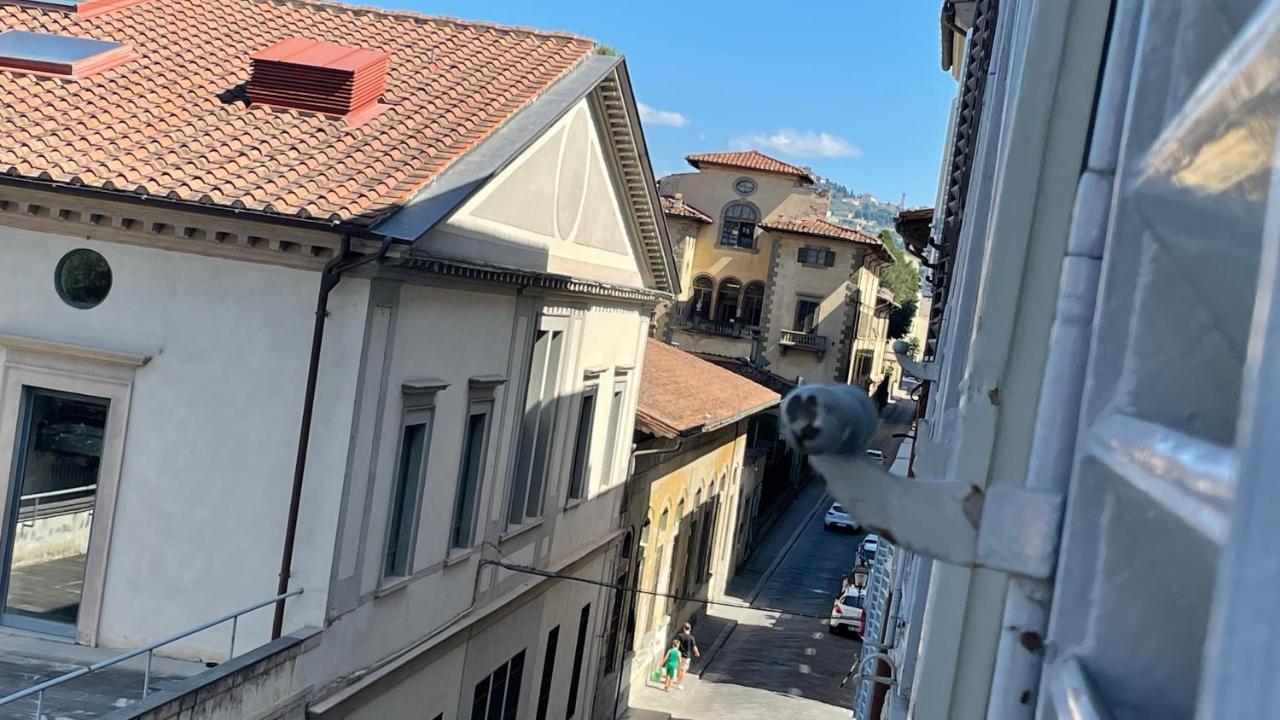 Apartment Discovering Florence