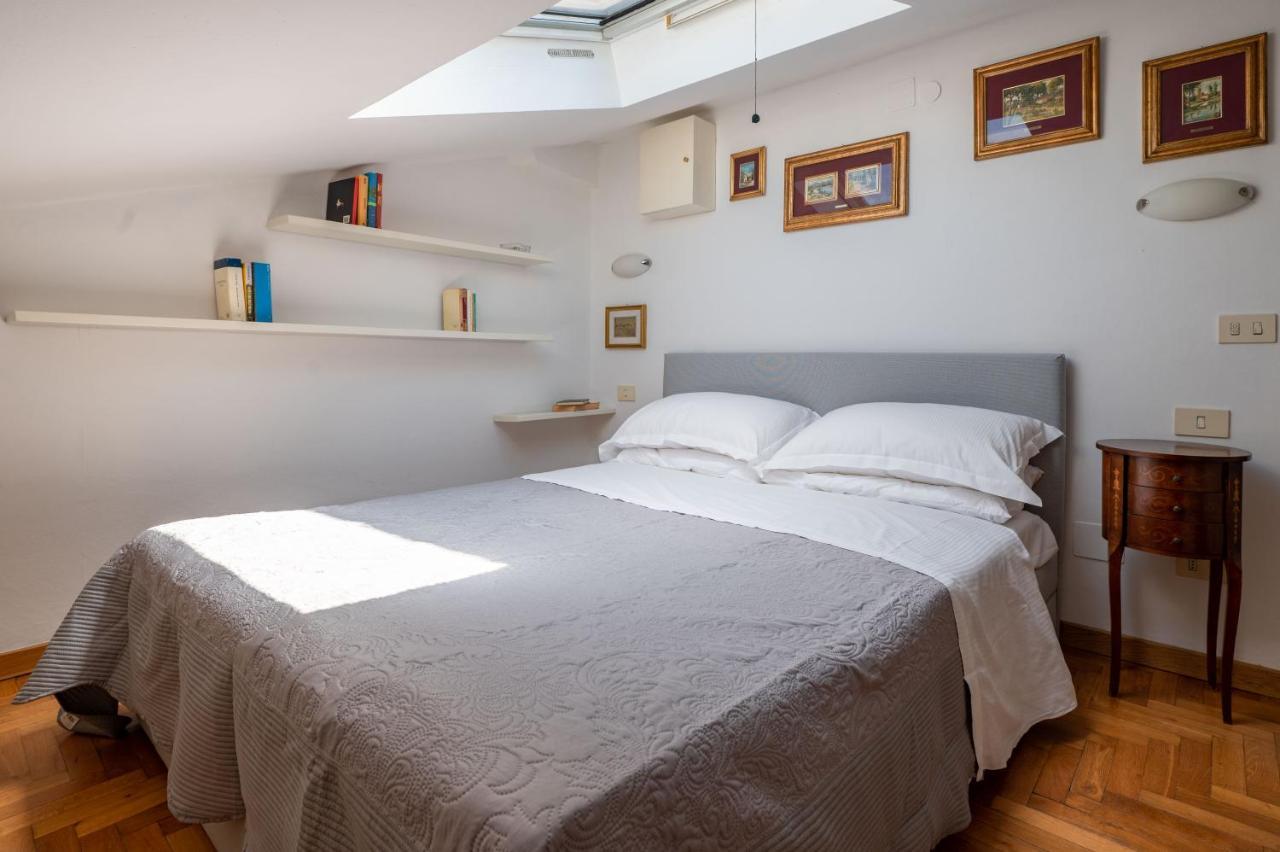 Terrace At 10 Mins From The Duomo - Homeunity *