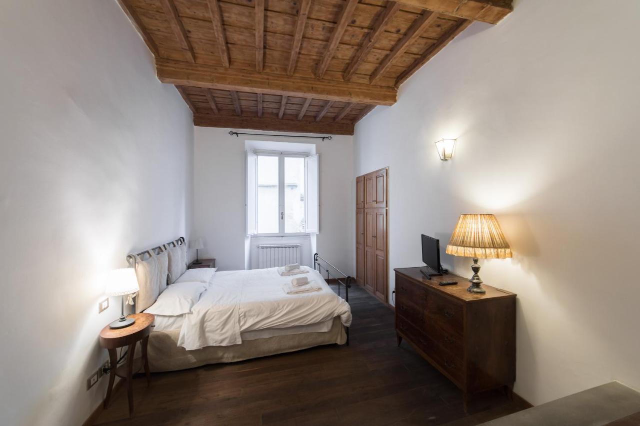 Apartment Bilo In Piazza Della Passera, *