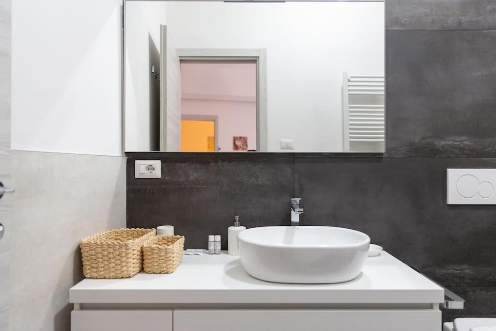 Apartment Modern Near Ponte Vecchio.