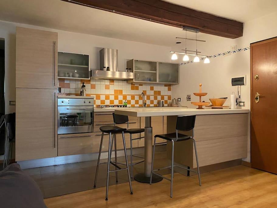 Ponte Vecchio Loft. Apartment