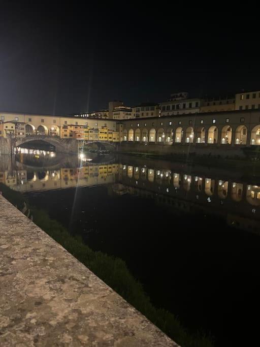 Ponte Vecchio Loft. *