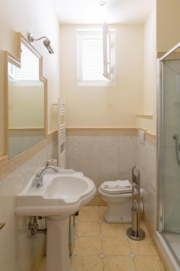 Classic 1br Outside Ztl & 10 Min From Center Apartment Florence