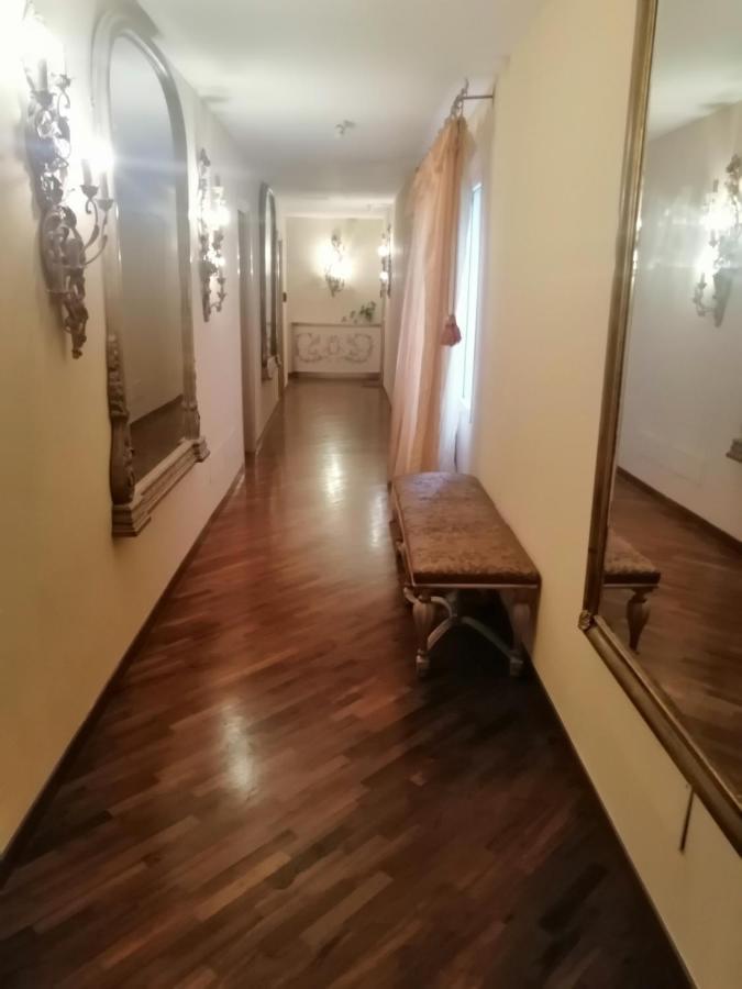 Your In Next To The Train Station Apartment Florence