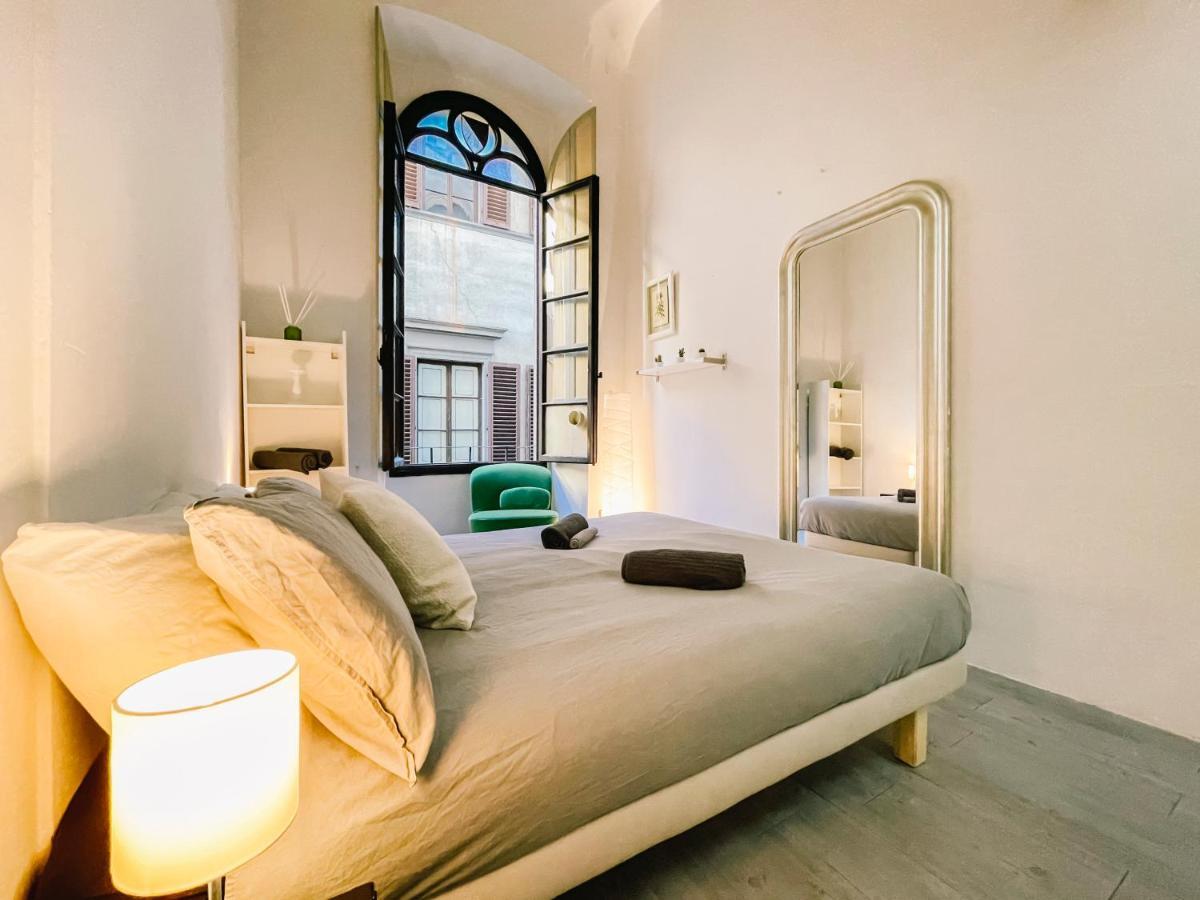 Ponte Vecchio Elegante Domus Apartment Florence