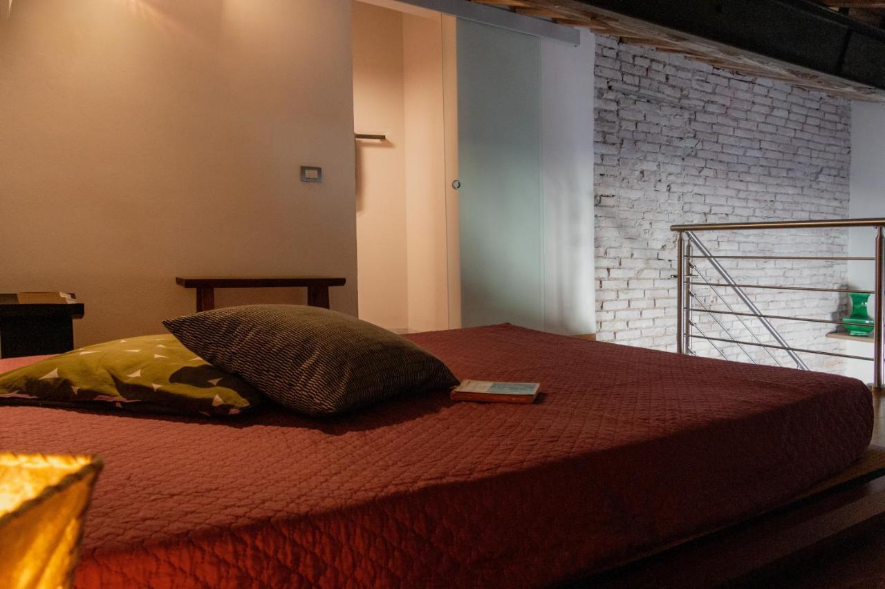 Bronzino Loft Apartment *