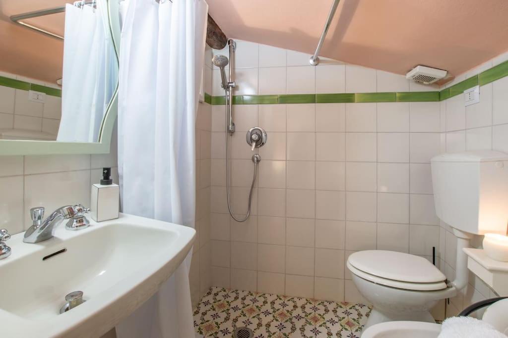 Santarosa Five Senses Apartment